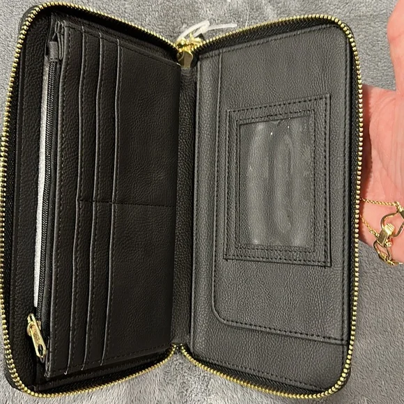 Betsy Johnson Scully wristlet - Picture 5 of 5